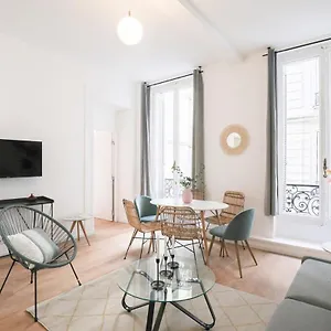  Apartment Splendide Proche Opera Garnier - 6p